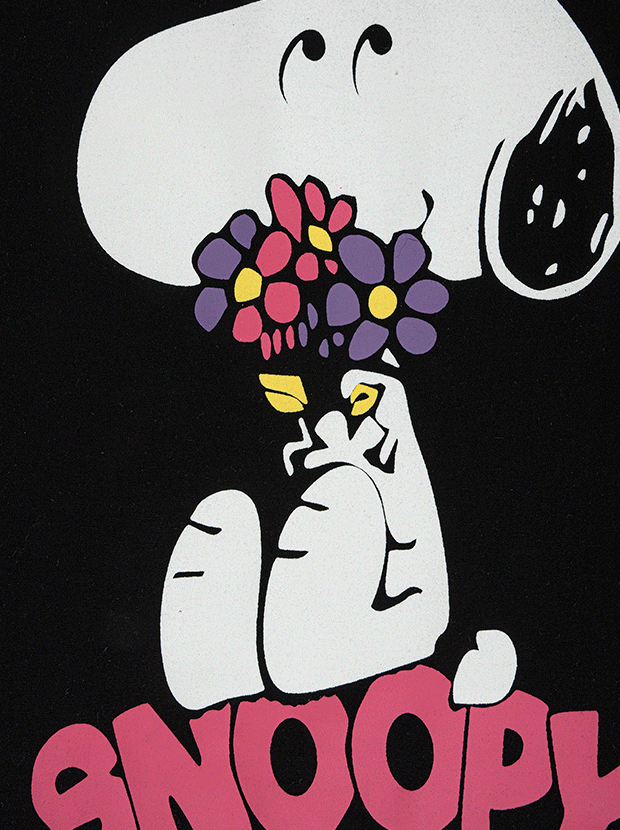 تیشرت دخترانه مدل مشکی اسنوپی خجالتی 3