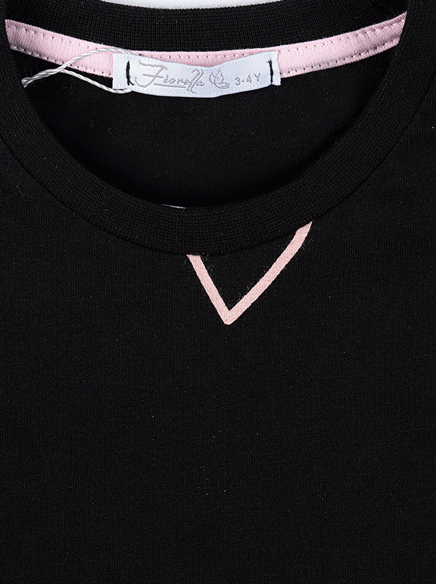 بلوز و شلوار راحتی دخترانه مدل قلب مشکی 4