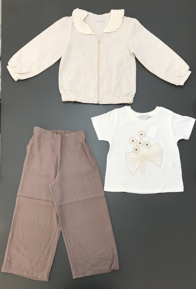 کت و شلوار و تیشرت