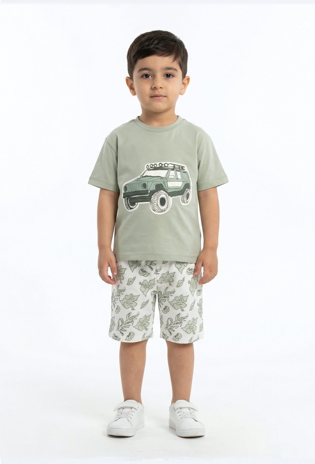 تیشرت و شلوارک