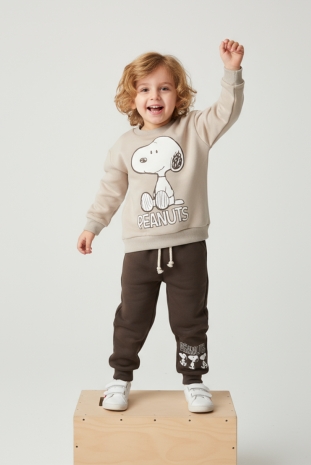 بلوز و شلوار پسرانه مدل اسنوپی بازیگوش